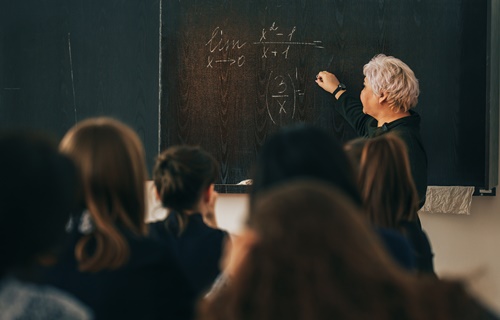 Is There Asbestos In Chalkboards?